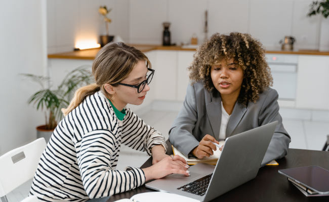 Pourquoi collaborer avec les influenceurs sur le long terme ?